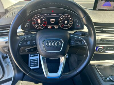 LINE_ALBUM_20251027_251209_13 AUDI Q7 2017 40 TFSI quattro Luxury 7Seats 2.0L
