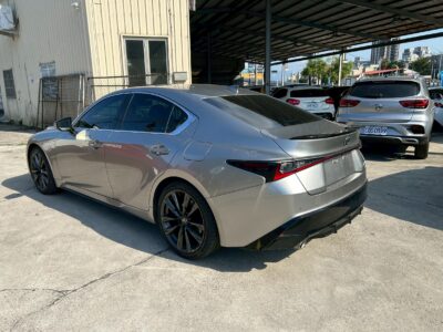 LEXUS IS 2022 300H F-Sport 2.5L