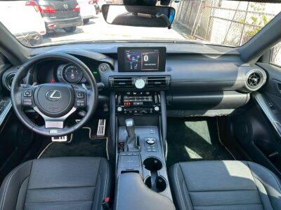LEXUS IS 2022 300H F-Sport 2.5L