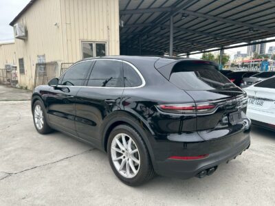 PORSCHE Cayenne 2021 總代理 3.0L